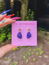 Load image into Gallery viewer, Hellebore Earrings
