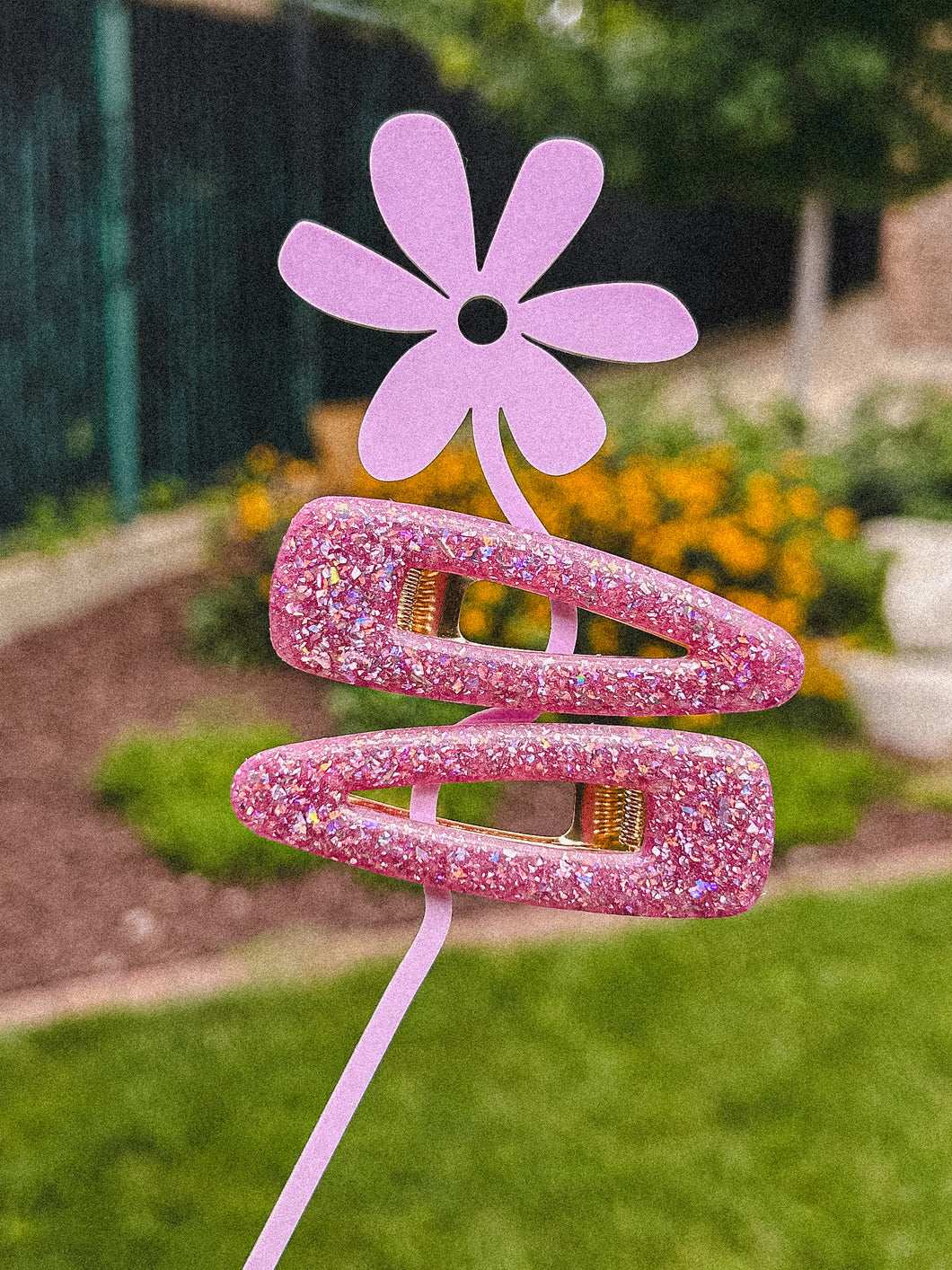 Ambrosia Clips